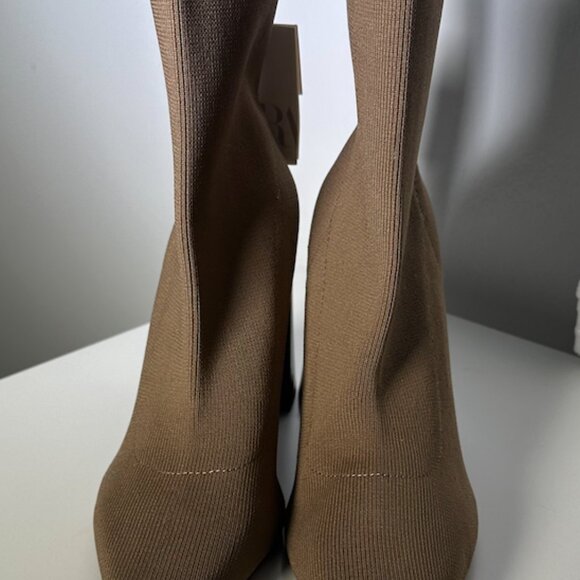 New Zara fabric ankle boots - size 7.5/38 - Picture 5 of 6